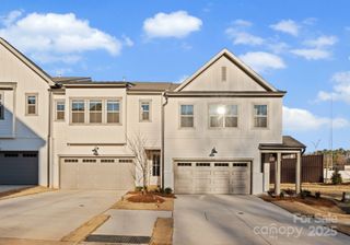 808 Garringer Place, Charlotte, NC 28208