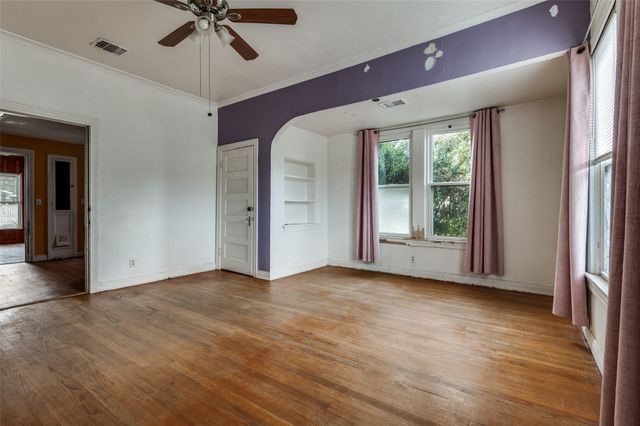 1001 Sunset Avenue, Dallas, TX 75208