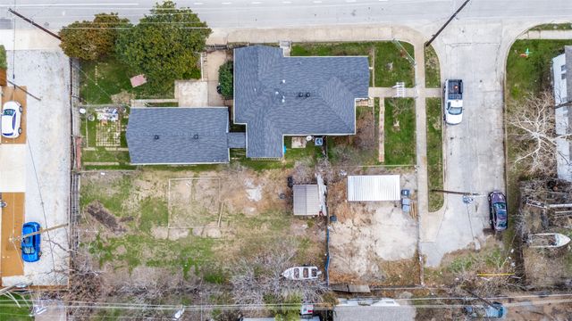 1001 Sunset Avenue, Dallas, TX 75208