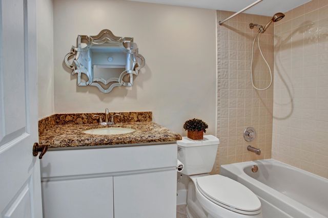 12257 Country Greens Boulevard, Boynton Beach, FL 33437