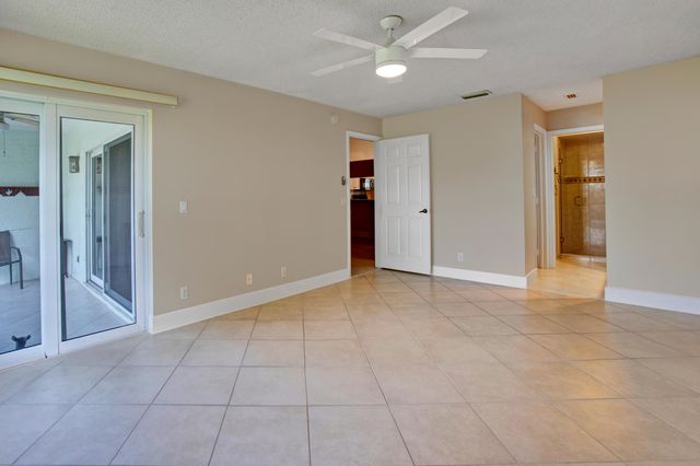 12257 Country Greens Boulevard, Boynton Beach, FL 33437