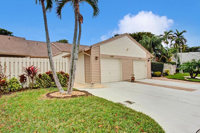 12257 Country Greens Boulevard, Boynton Beach, FL 33437
