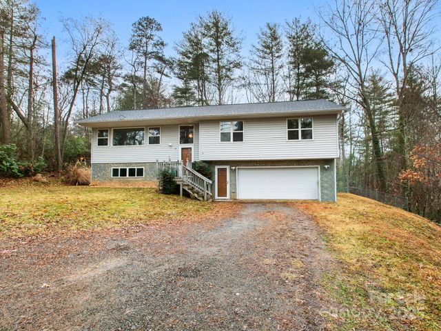 15 Gun Flint Trail, Fletcher, NC 28732