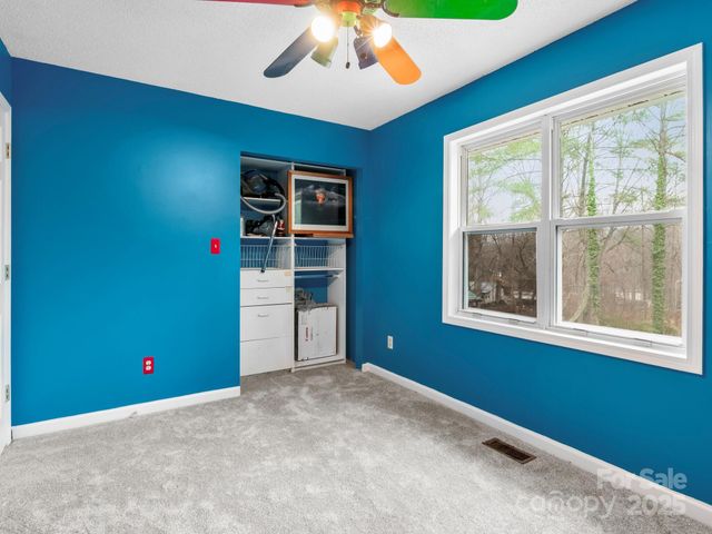 15 Gun Flint Trail, Fletcher, NC 28732