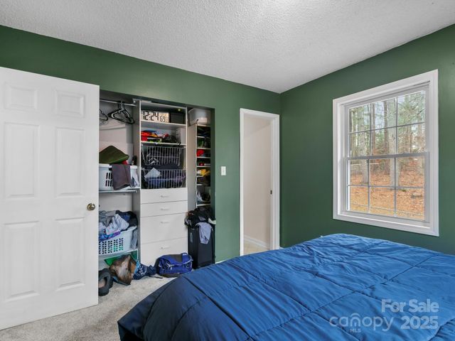 15 Gun Flint Trail, Fletcher, NC 28732