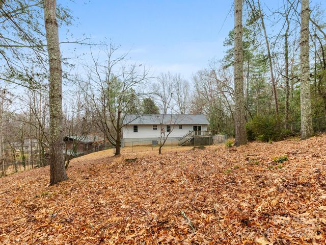 15 Gun Flint Trail, Fletcher, NC 28732