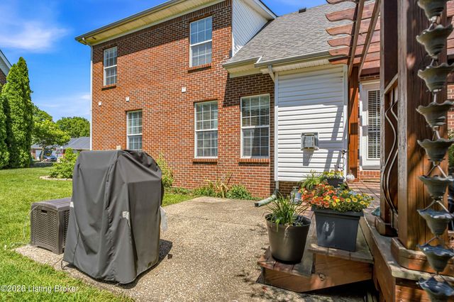 16408 Snaffel Bit Ct, Louisville, KY 40245