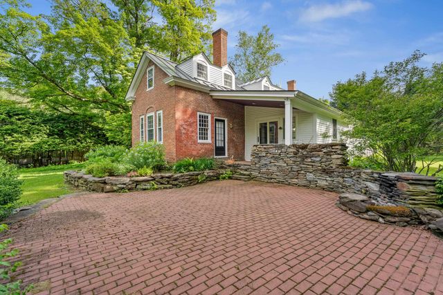 1522 Barnard Road, Woodstock, VT 05091
