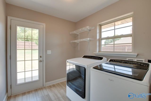 512 Summer Cove Circle, Madison, AL 35757