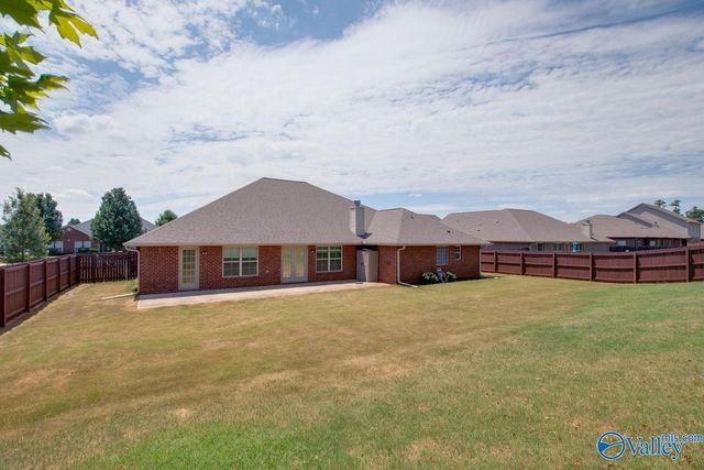 512 Summer Cove Circle, Madison, AL 35757