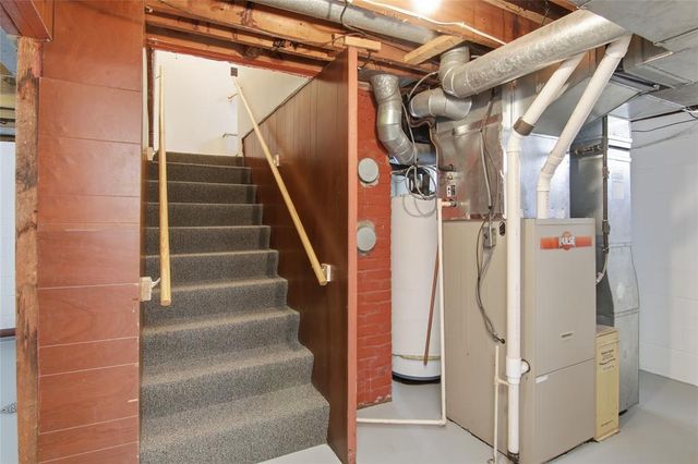 1953 Francis Street, Eau Claire, WI 54703