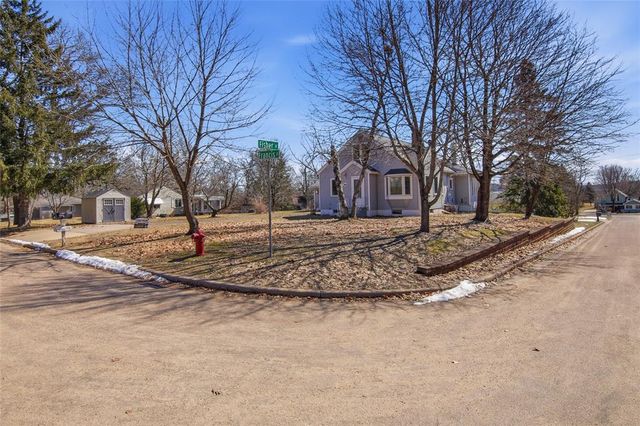 1953 Francis Street, Eau Claire, WI 54703