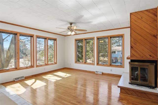 1953 Francis Street, Eau Claire, WI 54703