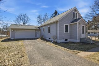 1953 Francis Street, Eau Claire, WI 54703