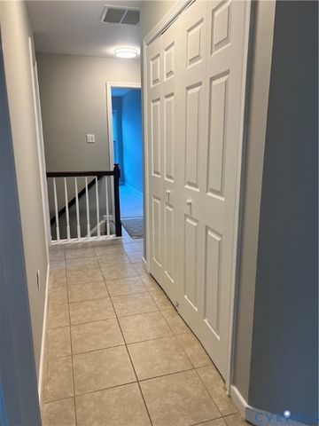 7806 Belmont Stakes Dr, Midlothian, VA 23112