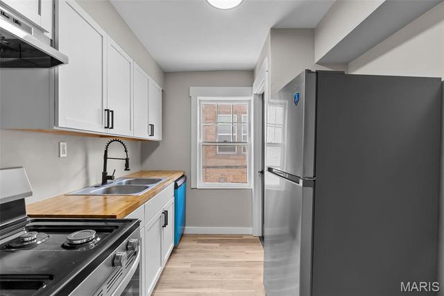 6736 Julian Avenue, University City, MO 63130