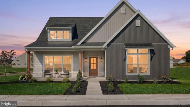 401 STICKLEY DR, Mechanicsburg, PA 17055