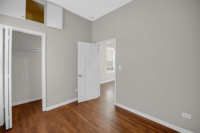 2333 W Montana Street, Chicago, IL 60647