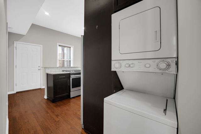 2333 W Montana Street, Chicago, IL 60647