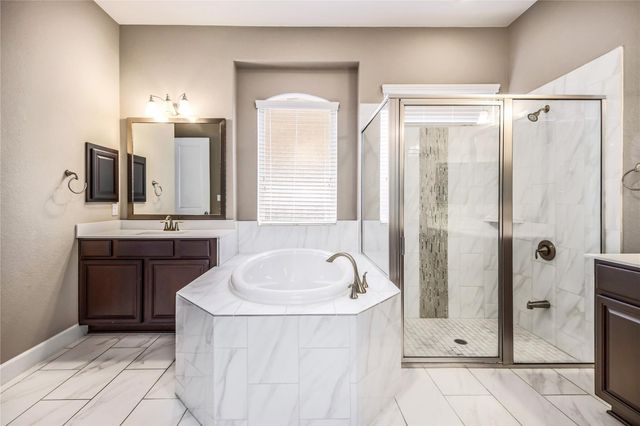 232 Galveston Island LN, Georgetown, TX 78628