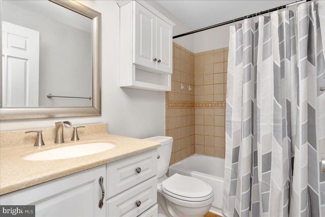 13143 COUNTRY RIDGE DR, Germantown, MD 20874
