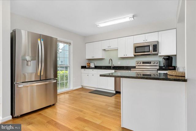 13143 COUNTRY RIDGE DR, Germantown, MD 20874