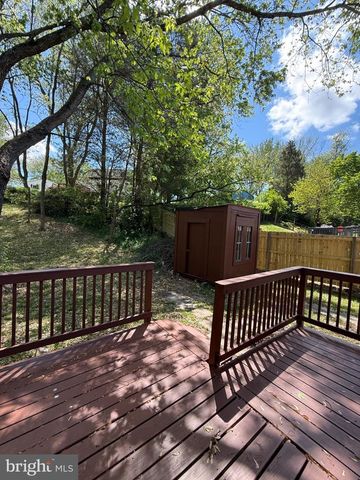 4515 KENWOOD DR, Woodbridge, VA 22193