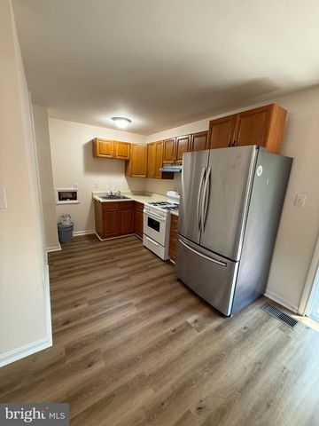 4515 KENWOOD DR, Woodbridge, VA 22193