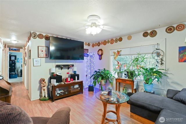 2853 Clare Avenue, Bremerton, WA 98310