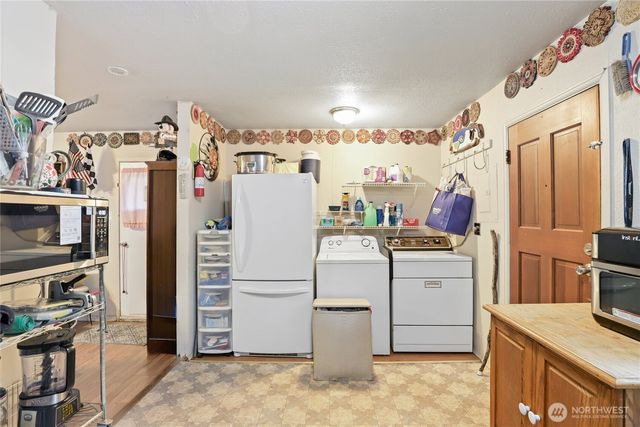 2853 Clare Avenue, Bremerton, WA 98310