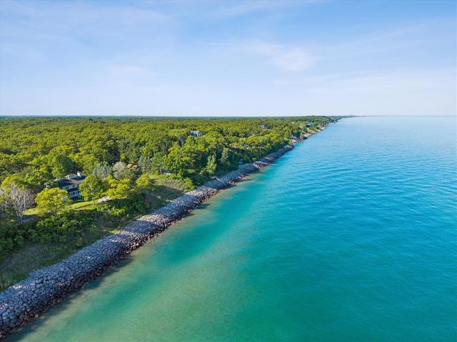 18353 Forest Beach Drive, New Buffalo, MI 49117