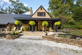1614 Cedar Point Drive, Niles, MI 49120