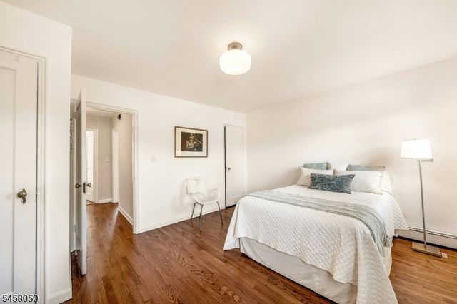 154 Boyden Ave B, Maplewood Twp., NJ 07040