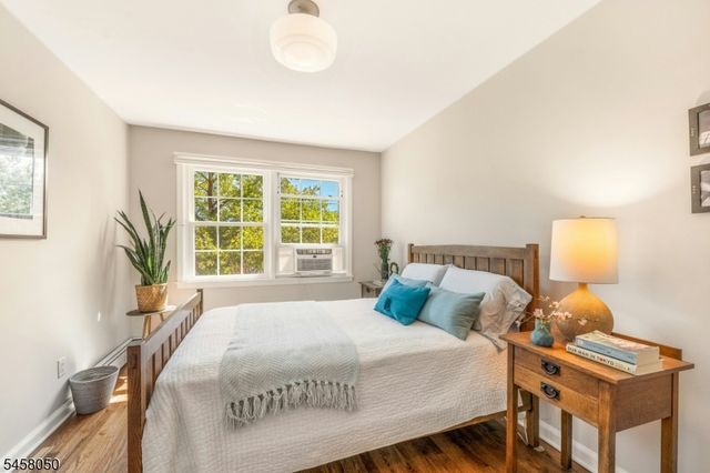 154 Boyden Ave B, Maplewood Twp., NJ 07040