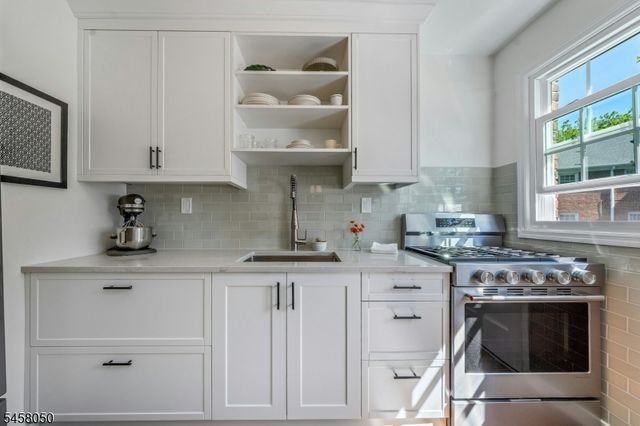 154 Boyden Ave B, Maplewood Twp., NJ 07040