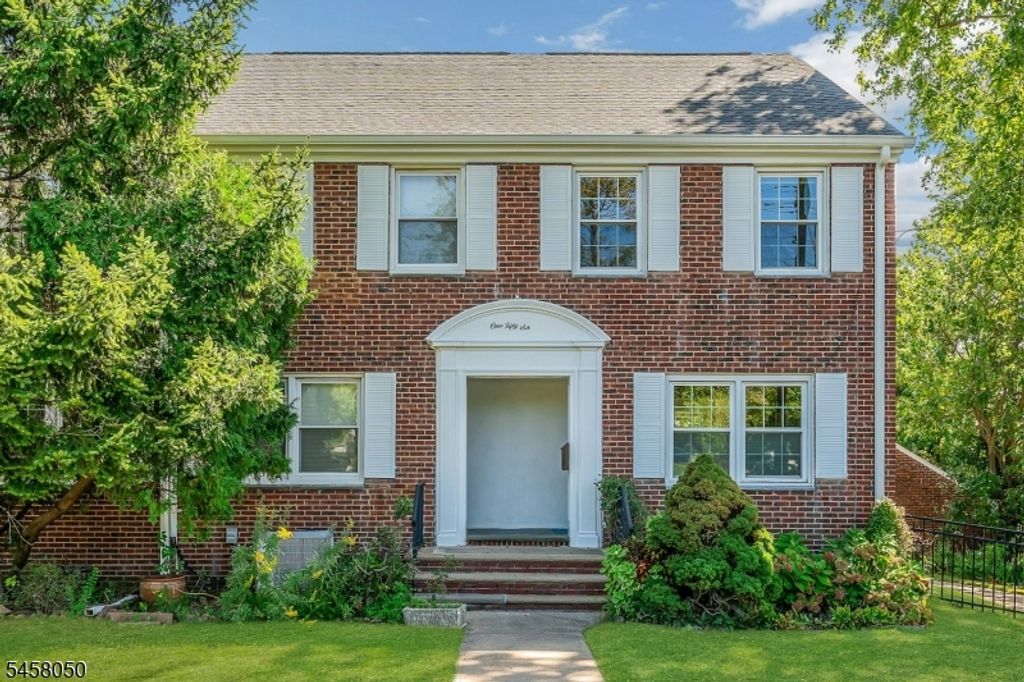 154 Boyden Ave B, Maplewood Twp., NJ 07040