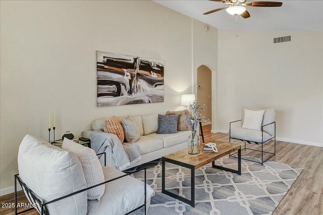 2009 E VILLA THERESA Drive, Phoenix, AZ 85022