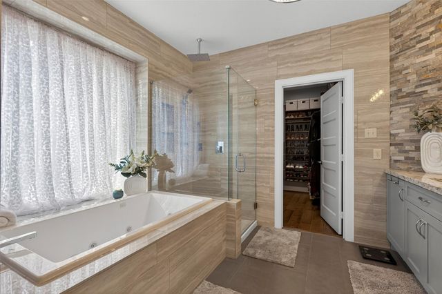 11403 Parkriver Drive, Houston, TX 77070