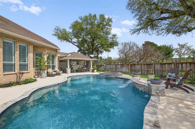 11403 Parkriver Drive, Houston, TX 77070