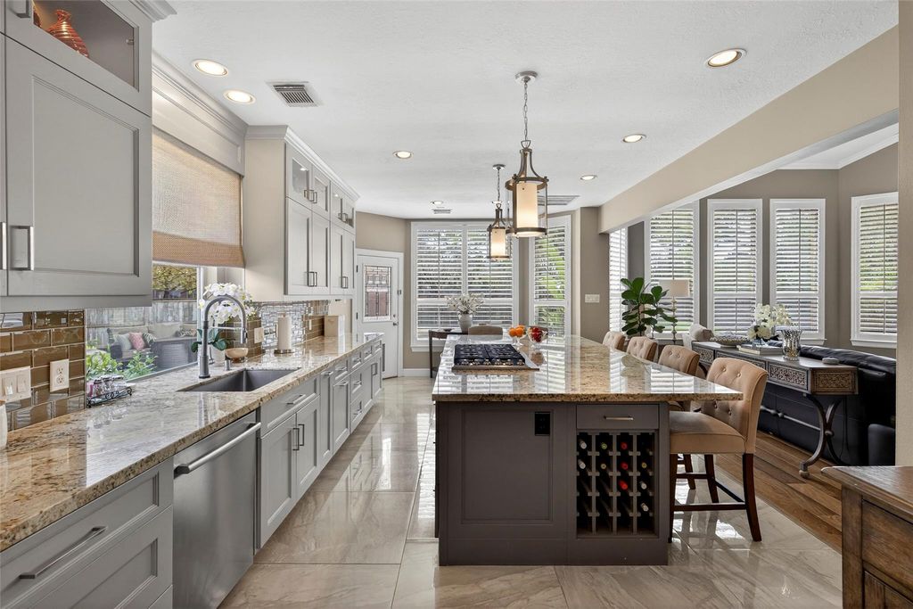 11403 Parkriver Drive, Houston, TX 77070