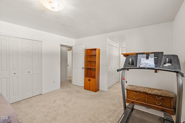 1459 Highcrest Drive, Medford, OR 97504