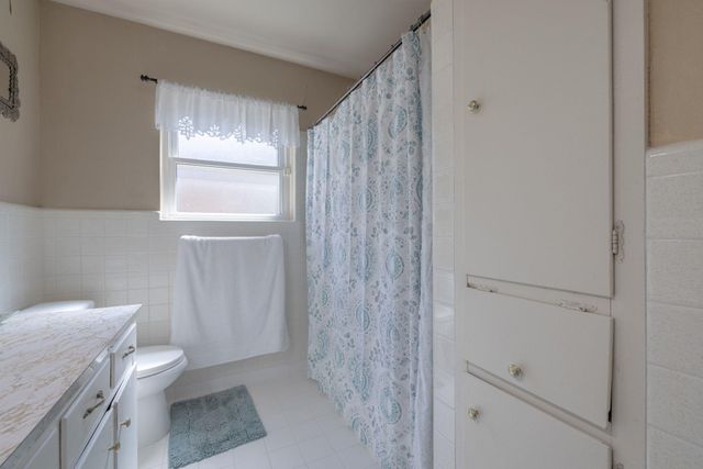 3206 Silverleaf DR, Austin, TX 78757