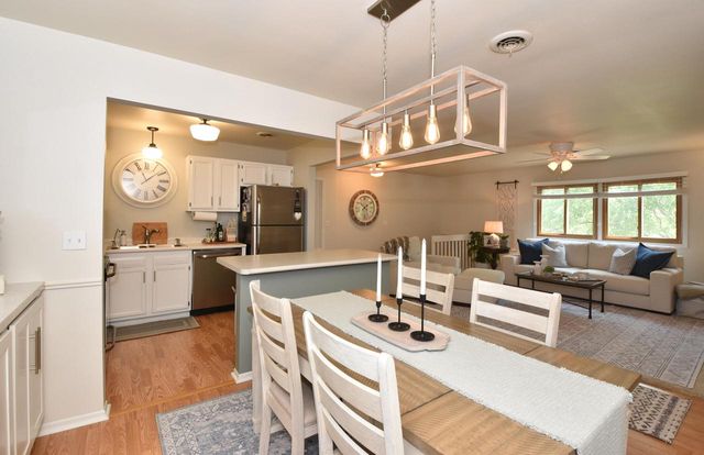 1000 Prairie DRIVE #8, Mount Pleasant, WI 53406