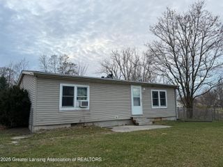 6815 Aurelius Road, Lansing, MI 48911