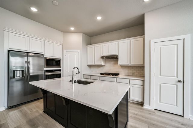 16519 Texas Hill Country Road, Cypress, TX 77433