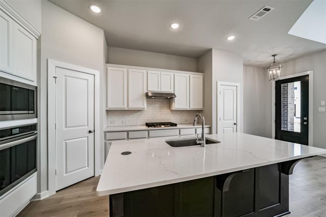 16519 Texas Hill Country Road, Cypress, TX 77433