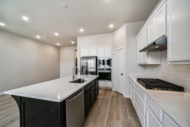 16519 Texas Hill Country Road, Cypress, TX 77433