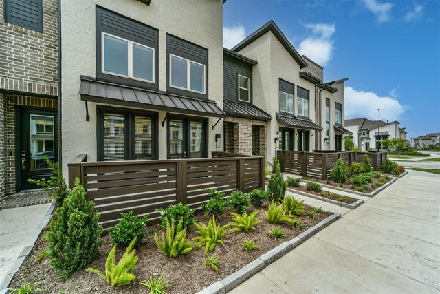 16519 Texas Hill Country Road, Cypress, TX 77433