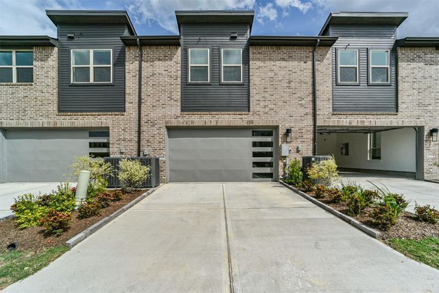 16519 Texas Hill Country Road, Cypress, TX 77433
