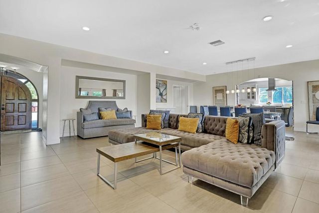 48750 Southview Place, Indio, CA 92201